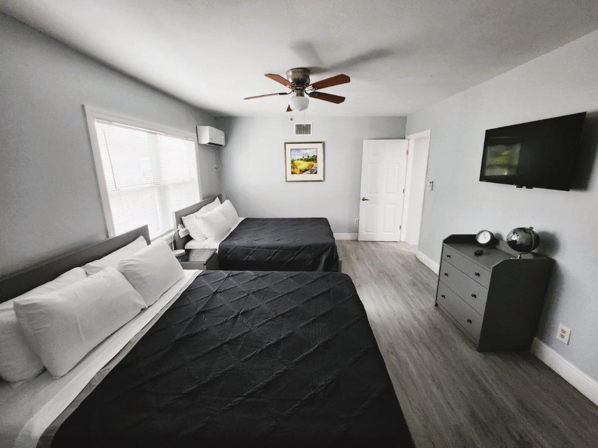 Cheerful Super Suite + 2 Queen + Sofa Bed Minutes From The Airport! Tampa Extérieur photo
